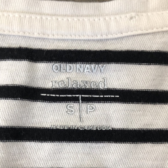 Old Navy Striped Shirt b&w - Picture 2 of 3